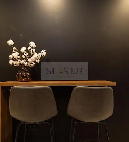 El Bosque Del Puerto By Silastur * גיחון